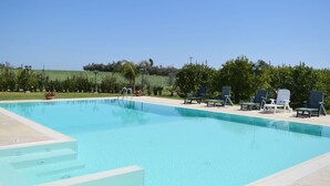 Pool - Luxurious Holiday Home With Swimming Pool in Syracuse Italy (Noto)