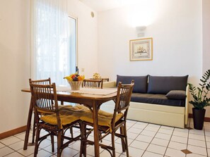 บ้านพัก | ร้านอาหาร