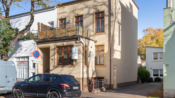 Exterior - Bubbly Apartment in Warnemünde near Beach (Rostock)