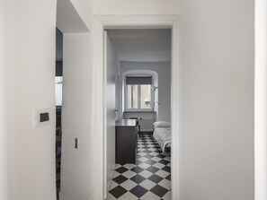 2 bedrooms, bed sheets - Modern Apartment in Genova Near Christopher Columbus House (Genoa)
