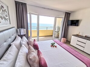 Iron/ironing board, free WiFi, bed sheets - Flat Rose Garden Sea View (Portimão)