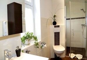 Apartment | Bathroom - Luxuriose Ferienwohnung in Bad Pyrmont (Bad Pyrmont)