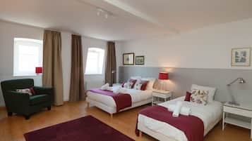 3 chambres, fer et planche Ă repasser, Wi-Fi gratuit, draps fournis