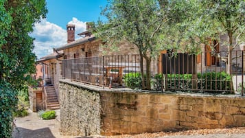 House | Exterior
