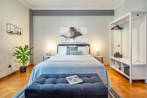 1 slaapkamer, een strijkplank/strijkijzer, gratis wifi