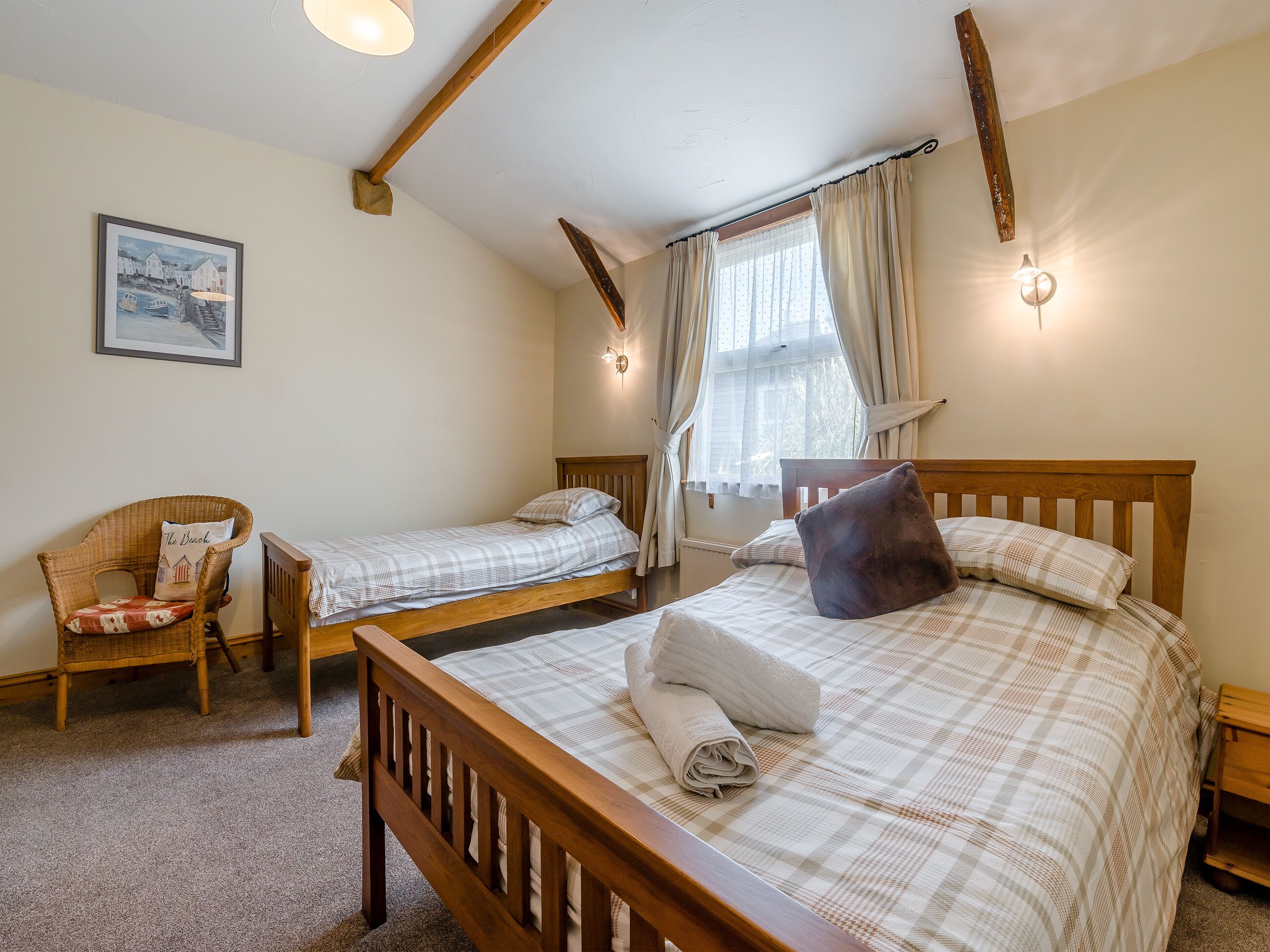 2 bedrooms, free WiFi, bed sheets
