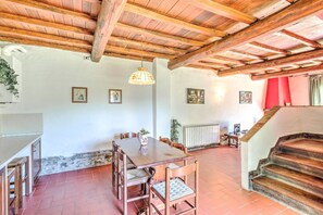 House | Dining - Appealing Home With Pool (Dicomano)