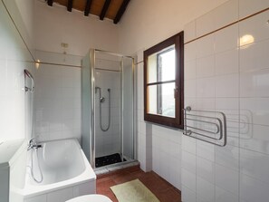 Bathroom - Belvilla by OYO Casa Stella (Pescia)