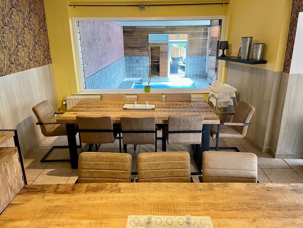 House | Dining