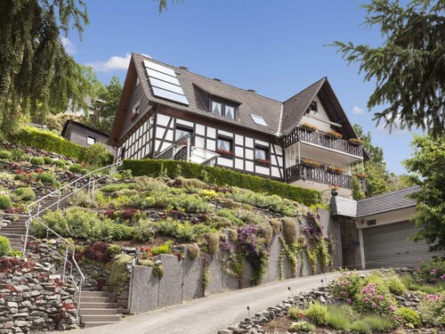 Gemutliches Appartement in Hallenberg mit Terrasse