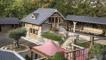 House | Exterior