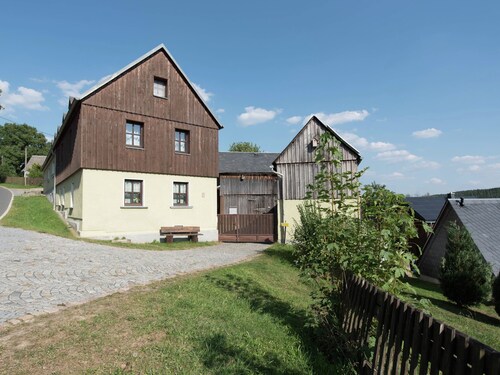 Lovely Apartment in Unterwürschnitz near Ski Area