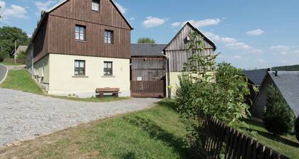 Lovely Apartment in Unterwürschnitz near Ski Area