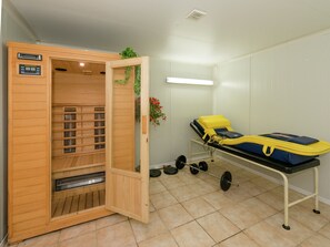 Cottage | Spa treatment
