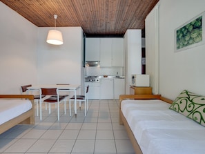 Apartment | Private kitchen - Belvilla by OYO La Cava - C (Faggeto Lario)