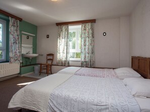 Huis | 8 slaapkamers, individueel gemeubileerd, beddengoed