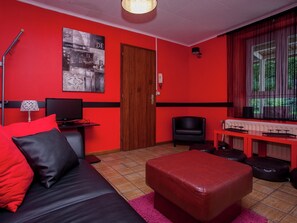 Games room - House in Natural Area Ideal for Families with Games Room, Sauna, Hot Tub (Stoumont)