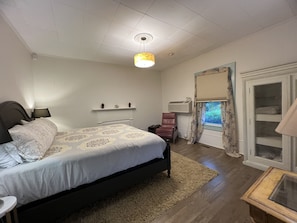 1 chambre, bureau, Wi-Fi gratuit, draps fournis