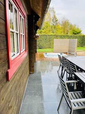 Chalet | Balcony - Chalet in Ardennes With Sauna & Garden (Waimes)