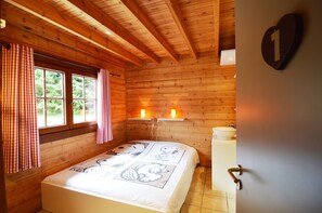 4 chambres, ameublement personnalisé