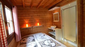 Chalet | 4 bedrooms, individually furnished