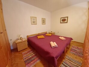 Apartment | 1 Schlafzimmer, individuell eingerichtet, Bettwäsche