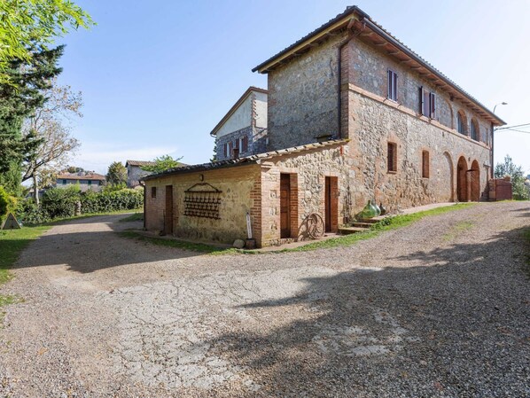 House | Exterior