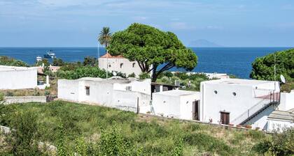 Holiday Home in Sicily Near Mount Fossa Delle Felci