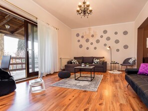 Fireplace - Comfortable Family Home With Pool and Garden, Covered Grill and Dining Area (Barban)