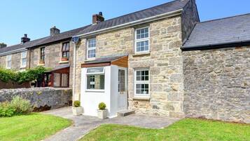 House | Exterior