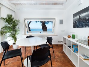 Villa | Dining - Belvilla by OYO Baia del mar (Ispica)