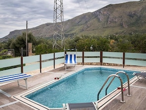 Outdoor pool - Elegant Holiday Home in Castellammare del Golfo near Beach (Castellammare del Golfo)