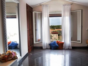 3 bedrooms, cribs/infant beds, bed sheets - Elegant Holiday Home in Castellammare del Golfo near Beach (Castellammare del Golfo)
