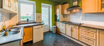 Rustic Estate With Sauna