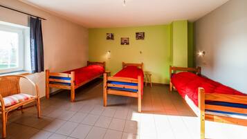 Cottage | 6 kamar tidur dan dilengkapi dengan perabotan berbeda-beda