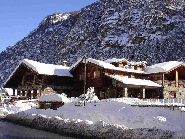 Apartment | Exterior