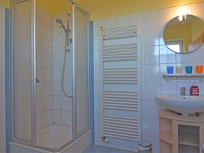 Bathroom - Simplistic Farmhouse in Brilon-madfeld With Barbecue (Brilon)