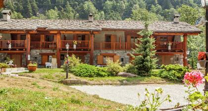 Chalet in Antey-saint-andre With Mountain Views