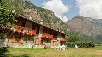 Chalet | Bahagian luar