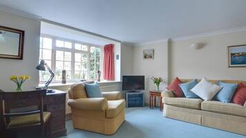 House | Living room | DVD player