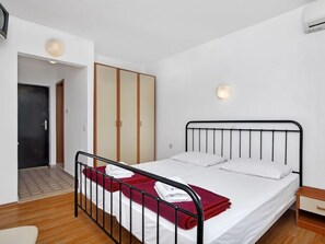 1 bedroom, free Internet