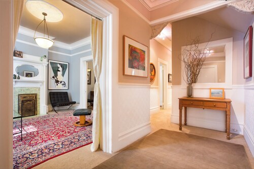 ❤️ Victorian Elegance. Relax & Work. GARAGE & Garden & Free Cleaning!