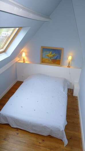 3 Schlafzimmer, Schreibtisch, Bügeleisen/Bügelbrett, kostenloses WLAN