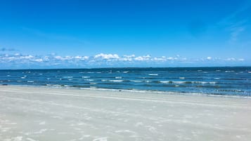 Beach nearby, beach towels