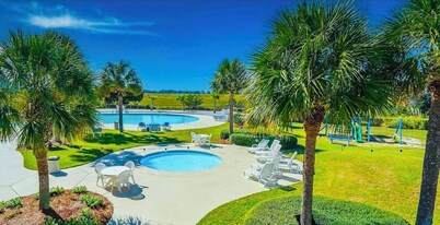 Golf Cart, River and Marsh Views, Oceanfront Community, Beautiful Sunsets