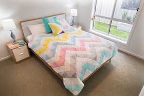 4 Schlafzimmer, Bügeleisen/Bügelbrett, Bettwäsche