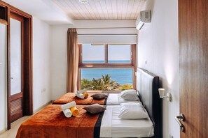 4 bedrooms, iron/ironing board, travel cot, free WiFi