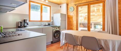 Frigorifero, forno, lavastoviglie, macchina per tè/caffè