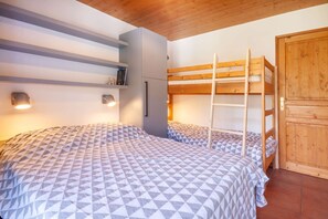 3 bedrooms - Les Brebis : 3 beds close to cable car with view (MORZINE)