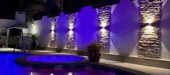 Large private villa with a pool and jacuzzi, close to the beach